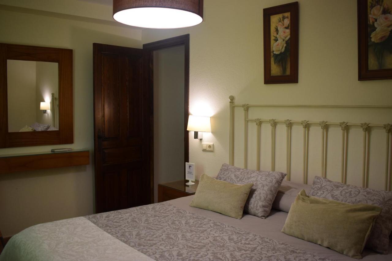 Hostal Rural Molino Del Bombo Аракена Екстериор снимка